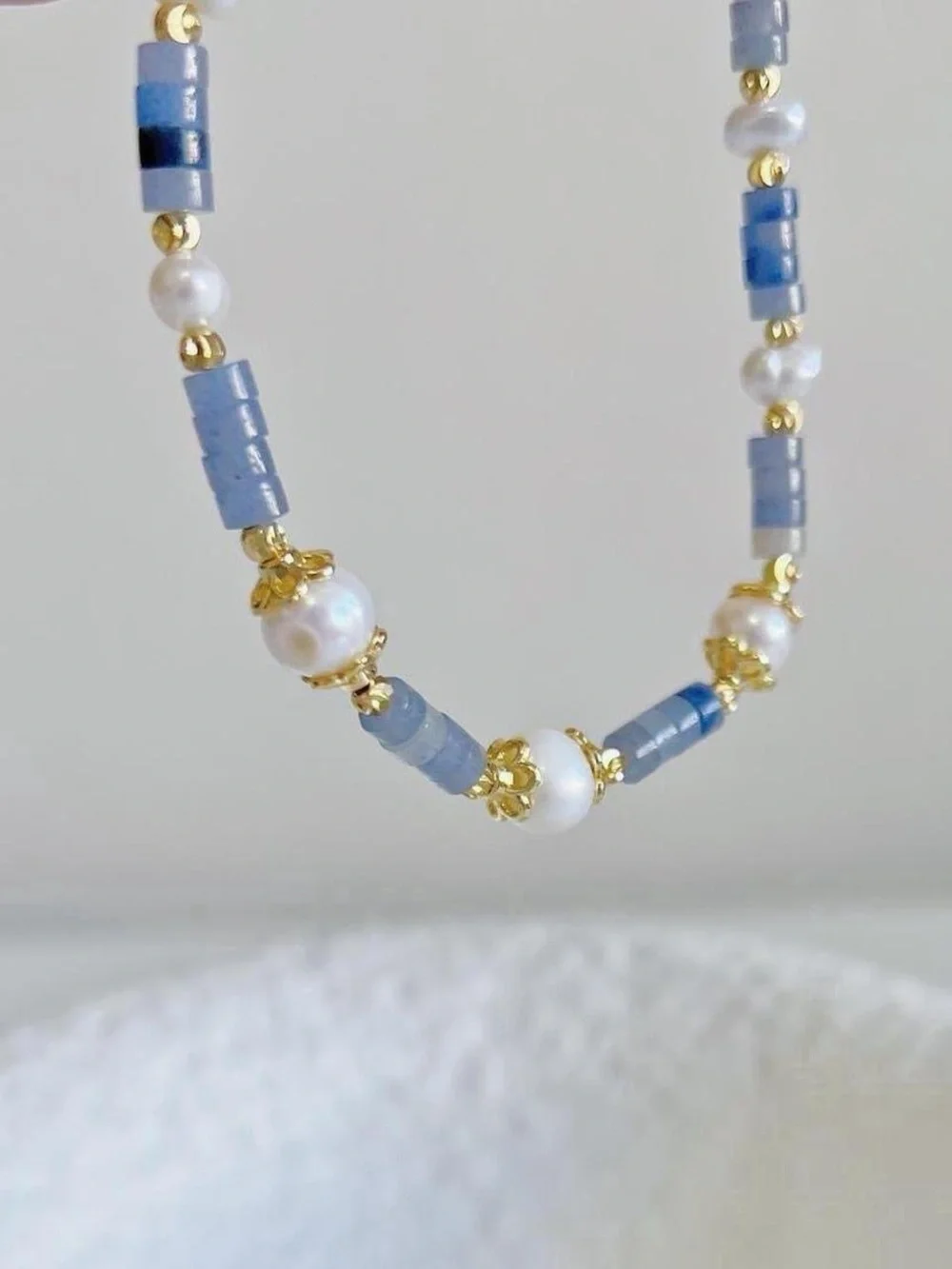 Gold-Accented Blue Bead and Pearl Bracelet